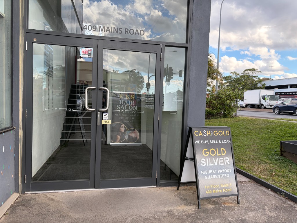 Cash Your Gold Sunnybank store entrance